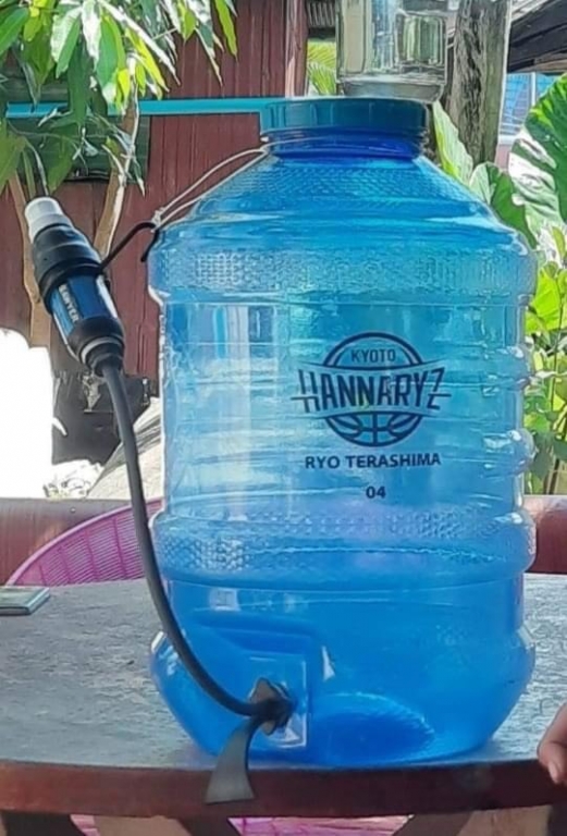 カンボジアサンブール地区の家庭、40世帯に家庭用浄水フィルターの設置を行いました